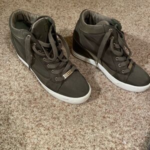 Guess hightop shoes
